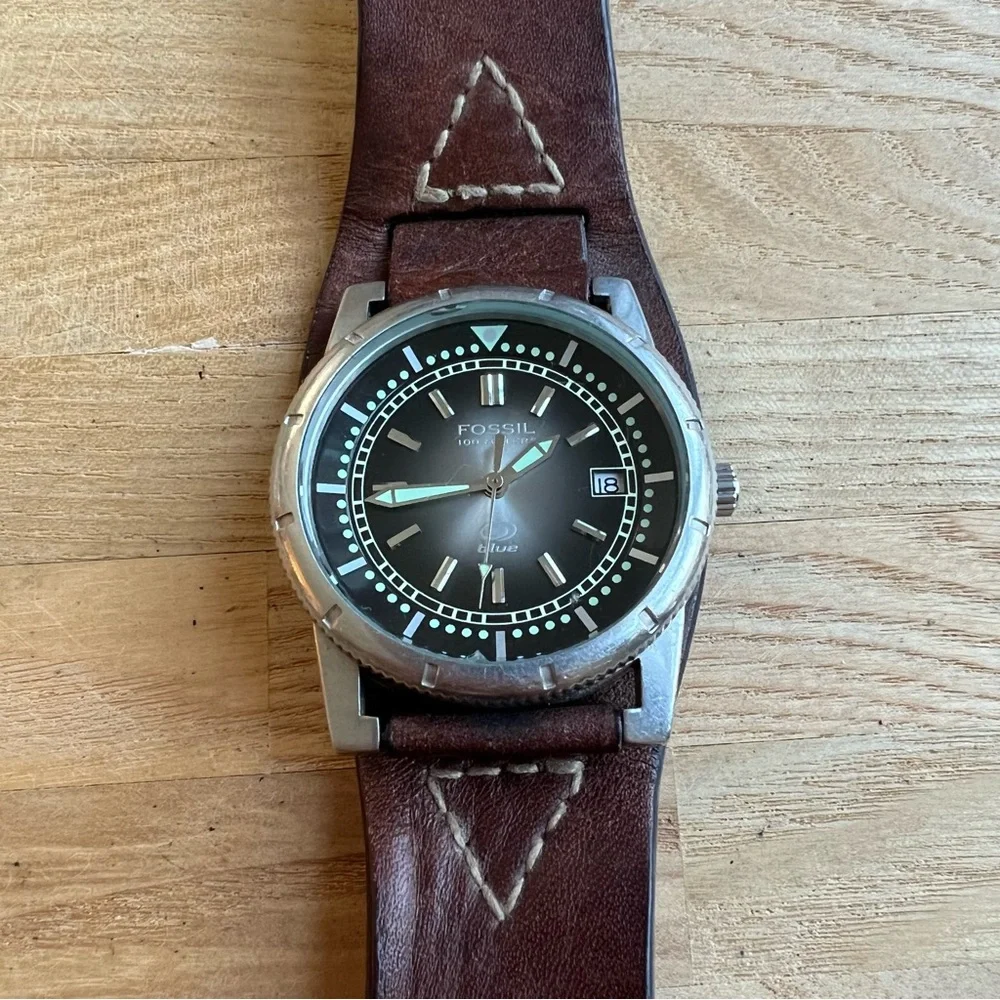 Fossil Blue mens black dial brown leather watch NEW BATTERY